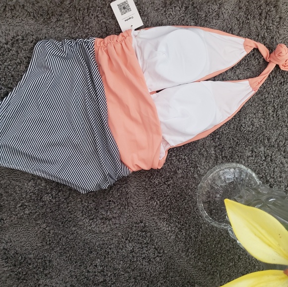 New bathing suit - Picture 2 of 2